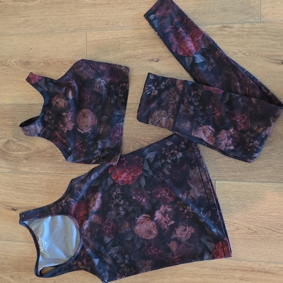 Athleta Floral Printed Activewear Set